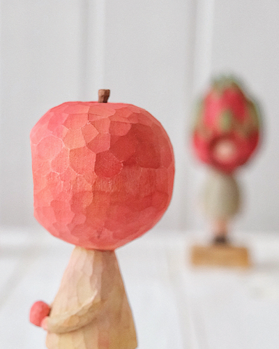 Ms. Apple